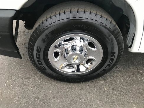 Used 2022 Chevrolet Express 2500 LS image 26