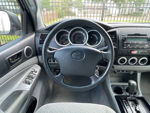 Used 2011 Toyota Tacoma PreRunner RWD image 25