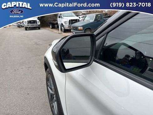 Certified 2025 Ford Explorer ST-Line w/ Premium Package image 12