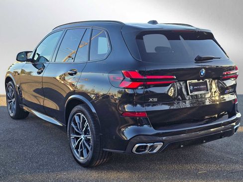 Used 2025 BMW X5 M60i w/ Climate Comfort Package image 3