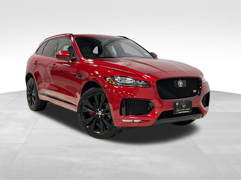 Used 2020 Jaguar F-PACE S image 1