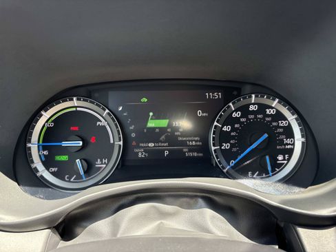 Used 2020 Toyota Highlander XLE AWD/4WD image 34