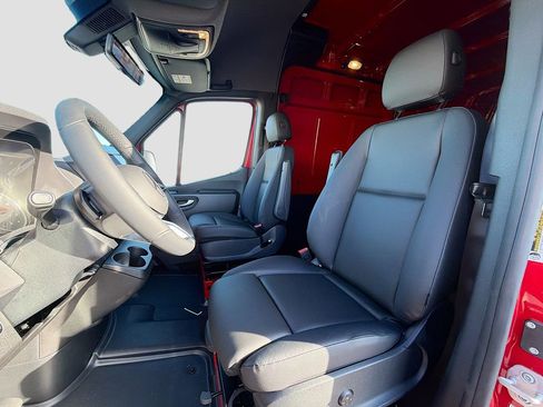 New 2026 Mercedes-Benz Sprinter 2500 image 12