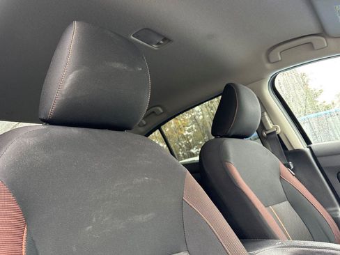 Used 2022 Nissan Versa SR image 15