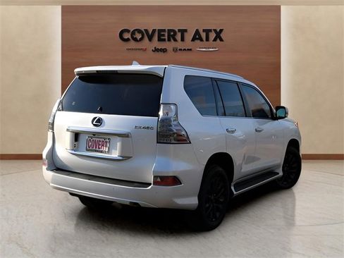 Used 2023 Lexus GX 460 Premium image 5