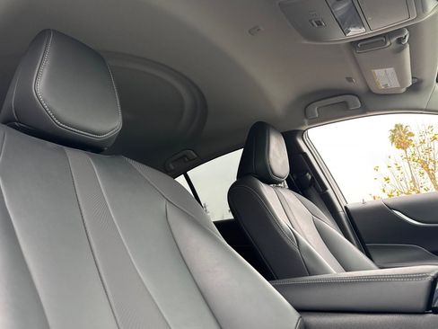 Used 2023 Toyota Mirai XLE w/ Advanced Technology Package image 27