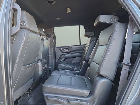 Used 2021 Chevrolet Tahoe LT image 16