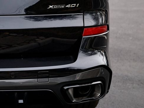 New 2026 BMW X5 xDrive40i w/ Executive Package image 14