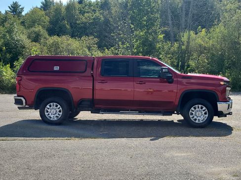 Used 2024 Chevrolet Silverado 3500 LT w/ All Star Edition AWD/4WD image 4