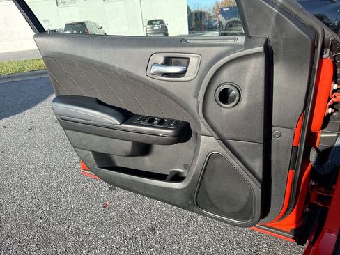 Used 2022 Dodge Charger SXT w/ Blacktop Package image 18