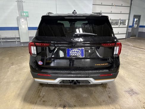 New 2026 Ford Explorer Tremor w/ Tremor Convenience Package image 7