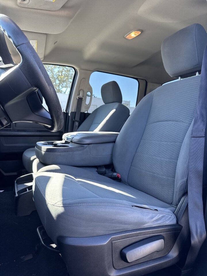 Used 2019 RAM 1500 Tradesman w/ Popular Equipment Group AWD/4WD image 2