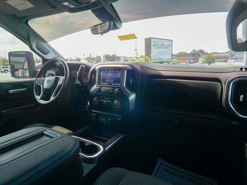 Used 2022 Chevrolet Silverado 2500 LT w/ Midnight Edition AWD/4WD image 17