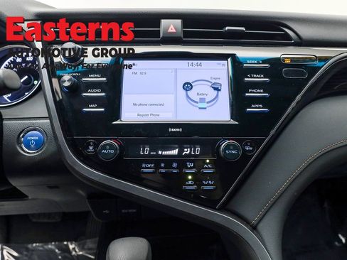 Used 2020 Toyota Camry LE w/ Fleet Convenience Package image 12