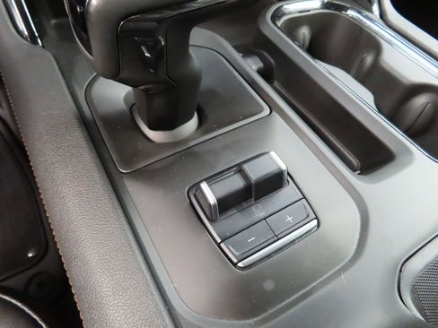 Used 2023 GMC Sierra 1500 AT4 w/ AT4 Preferred Package image 52