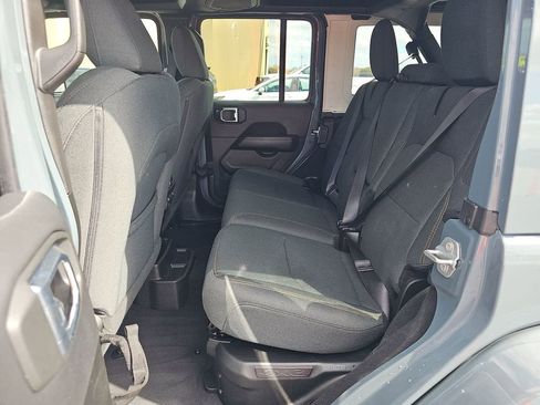 Used 2025 Jeep Wrangler Unlimited Sahara w/ Safety Group image 12