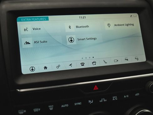 Used 2020 Jaguar E-PACE SE image 20