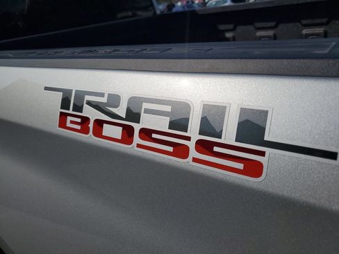Used 2021 Chevrolet Silverado 1500 LT Trail Boss w/ Bed Protection Package AWD/4WD image 29