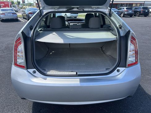 Used 2013 Toyota Prius Two FWD image 5