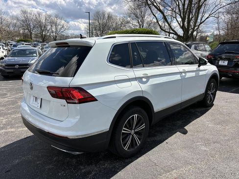 Used 2018 Volkswagen Tiguan SEL image 5
