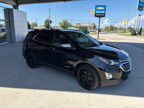 Used 2021 Chevrolet Equinox Premier AWD/4WD image 8