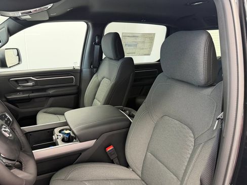 New 2026 RAM 1500 4x4 Crew Cab image 23