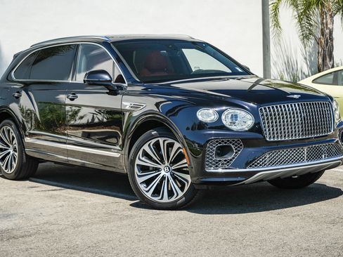 Used 2023 Bentley Bentayga Extended Wheelbase AWD/4WD image 8
