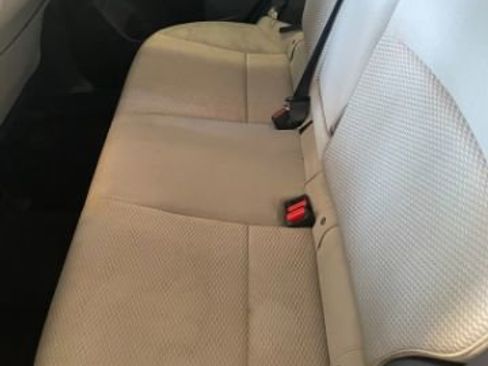 Used 2018 Subaru Forester 2.5i Premium image 8