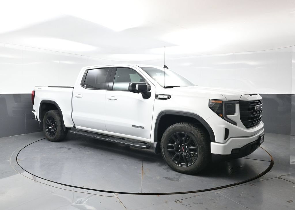 Used 2024 GMC Sierra 1500 Elevation w/ Elevation Premium Package AWD/4WD image 5