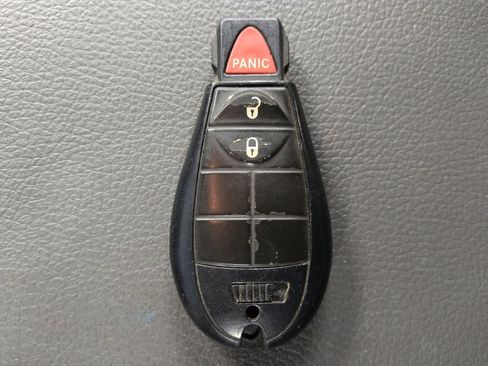 Used 2018 RAM 1500 Express image 32