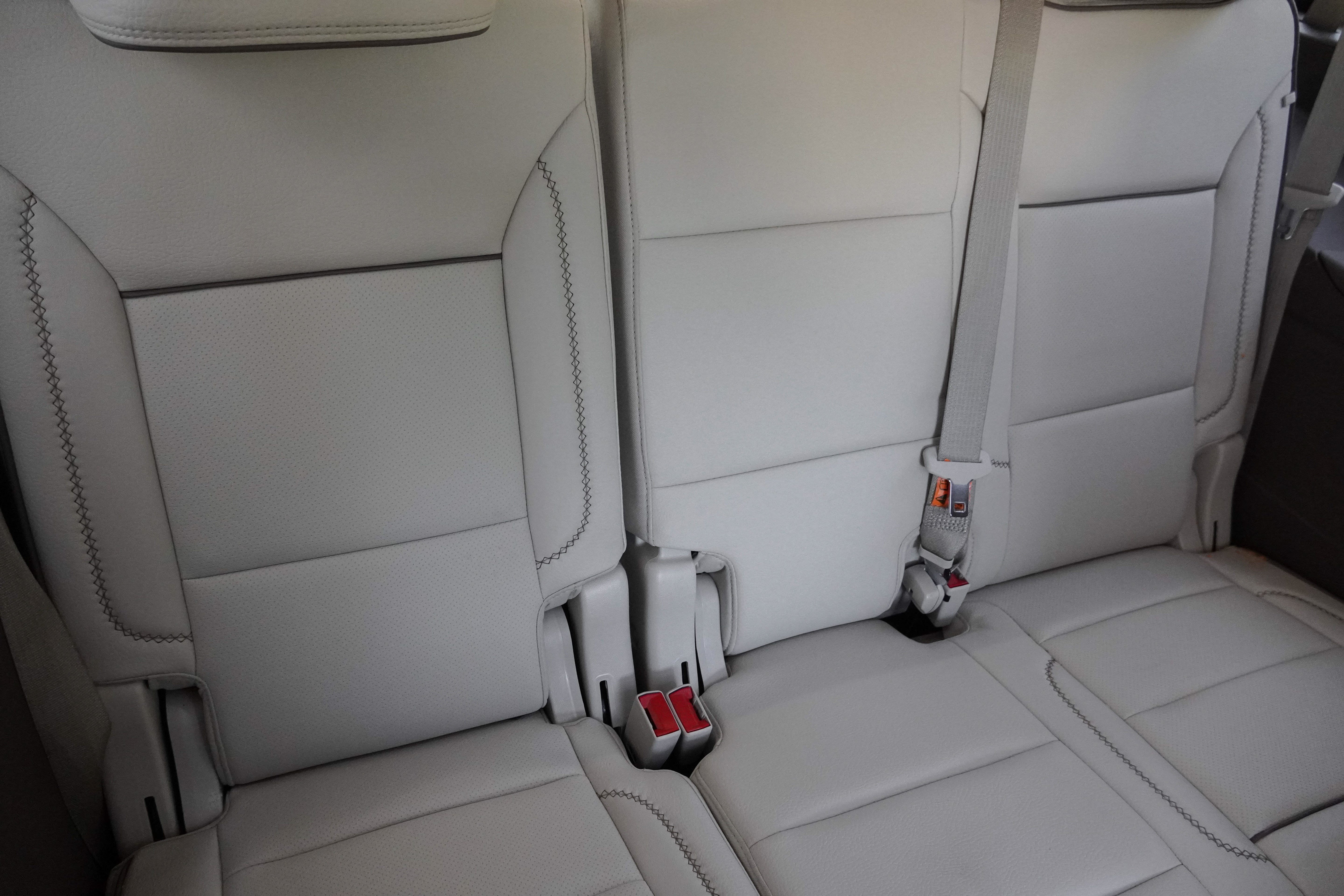 Used 2024 GMC Yukon Denali w/ Advanced Technology Package AWD/4WD image 38