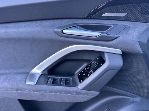 New 2025 Audi SQ5 Premium Plus image 10