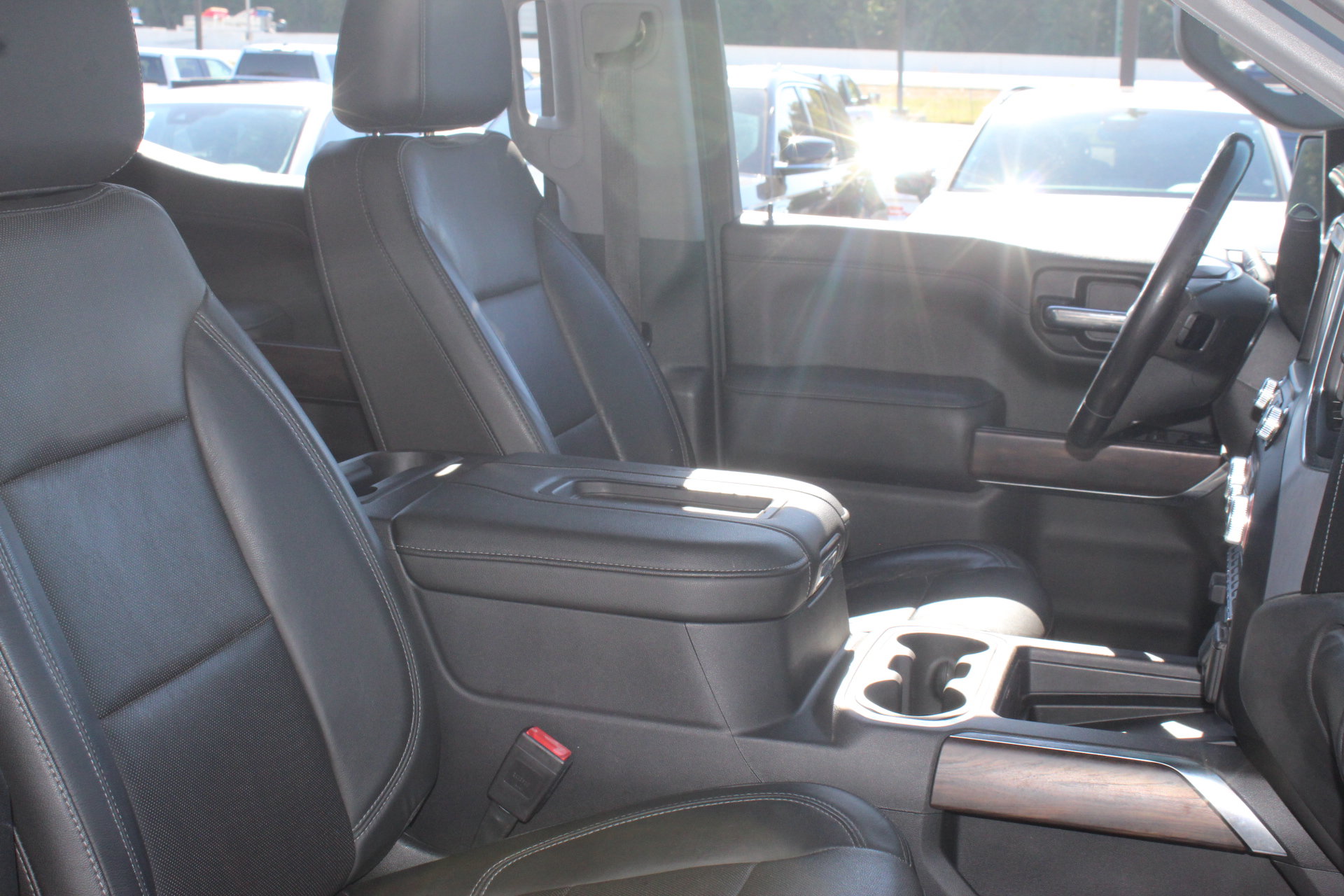 Used 2019 GMC Sierra 1500 SLT w/ SLT Premium Plus Package AWD/4WD image 37
