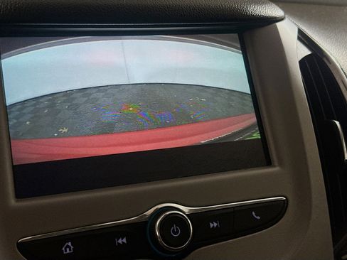 Used 2017 Chevrolet Cruze LS image 22