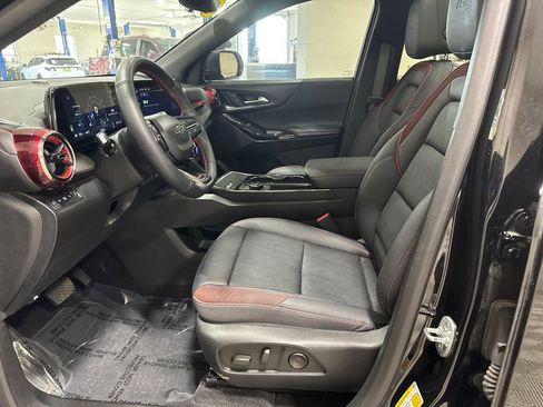 Used 2025 Chevrolet Equinox RS w/ Safety and Technology Package image 23