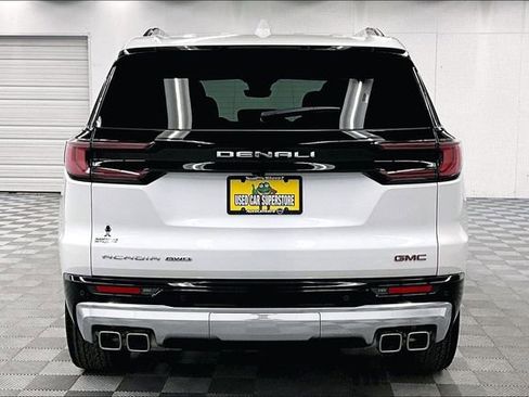 Used 2025 GMC Acadia Denali w/ Super Cruise Package image 5