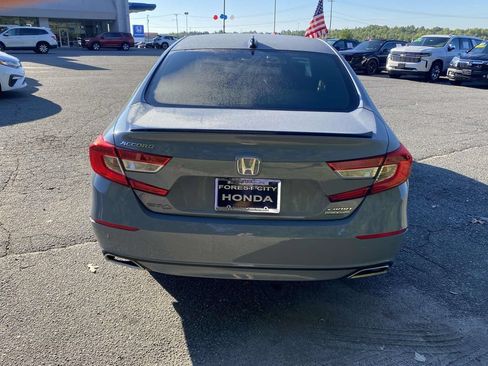 Used 2022 Honda Accord Sport Special Edition image 4