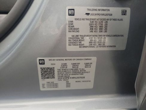 Used 2024 Chevrolet Silverado 2500 LTZ w/ LTZ Plus Package image 17