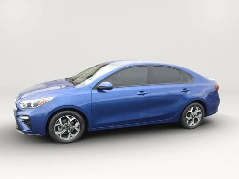Used 2020 Kia Forte LXS image 3