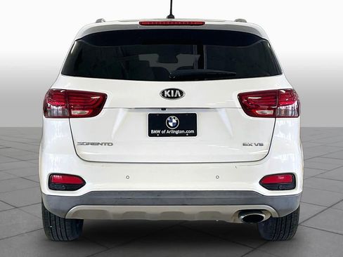 Used 2020 Kia Sorento EX FWD image 4