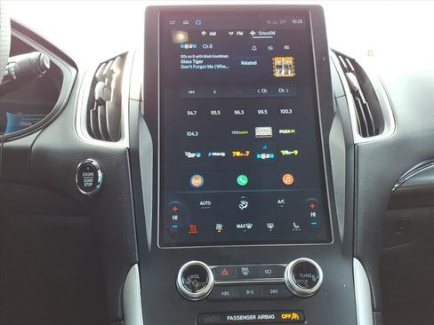 Used 2024 Ford Edge ST-Line image 15