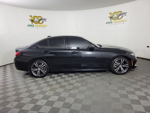 Used 2023 BMW 330i xDrive Sedan w/ Premium Package AWD/4WD image 8