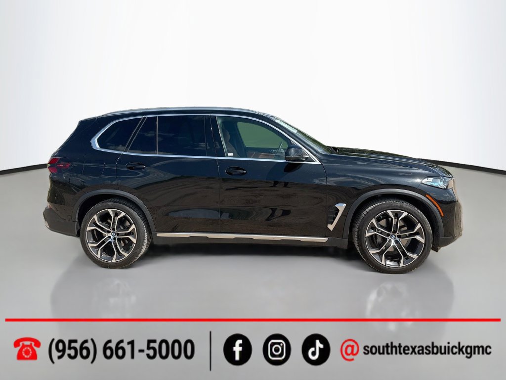 Used 2024 BMW X5 xDrive40i w/ Premium Package AWD/4WD image 9