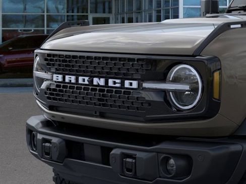 New 2026 Ford Bronco Badlands image 19