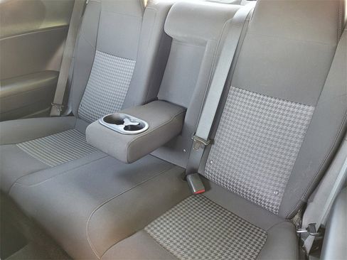 Used 2022 Dodge Challenger GT image 14