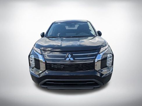 New 2026 Mitsubishi Outlander ES FWD image 8