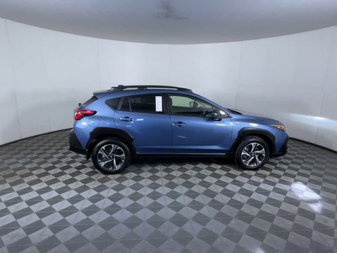 Used 2024 Subaru Crosstrek 2.0i Premium image 9