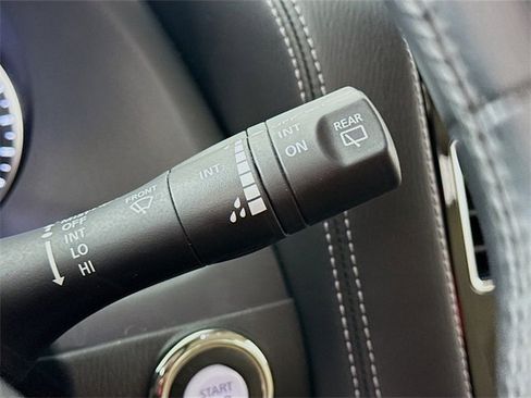 Certified 2022 Nissan Armada SV w/ SV Appearance Package image 16