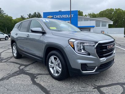 Used 2024 GMC Terrain SLE