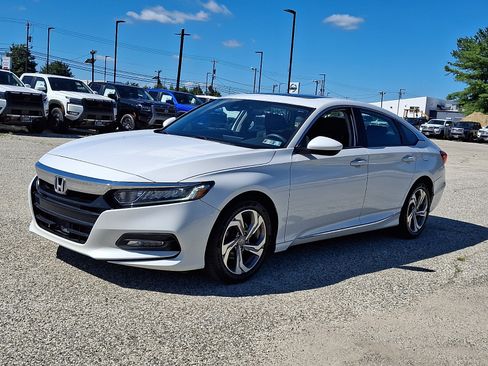Used 2018 Honda Accord EX image 3